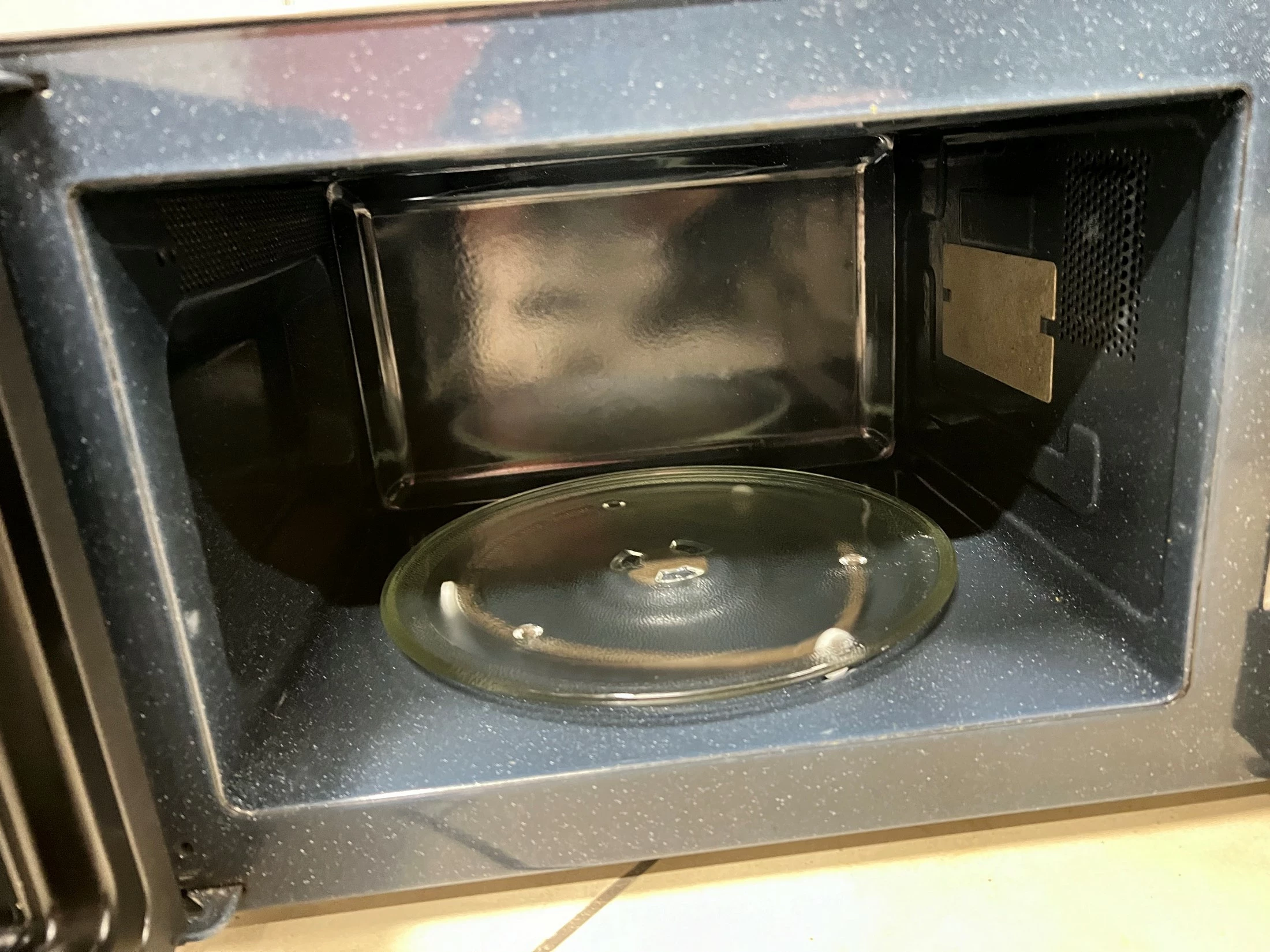 kuchenka-mikrofalowa-samsung-me73m-kod-producenta-00