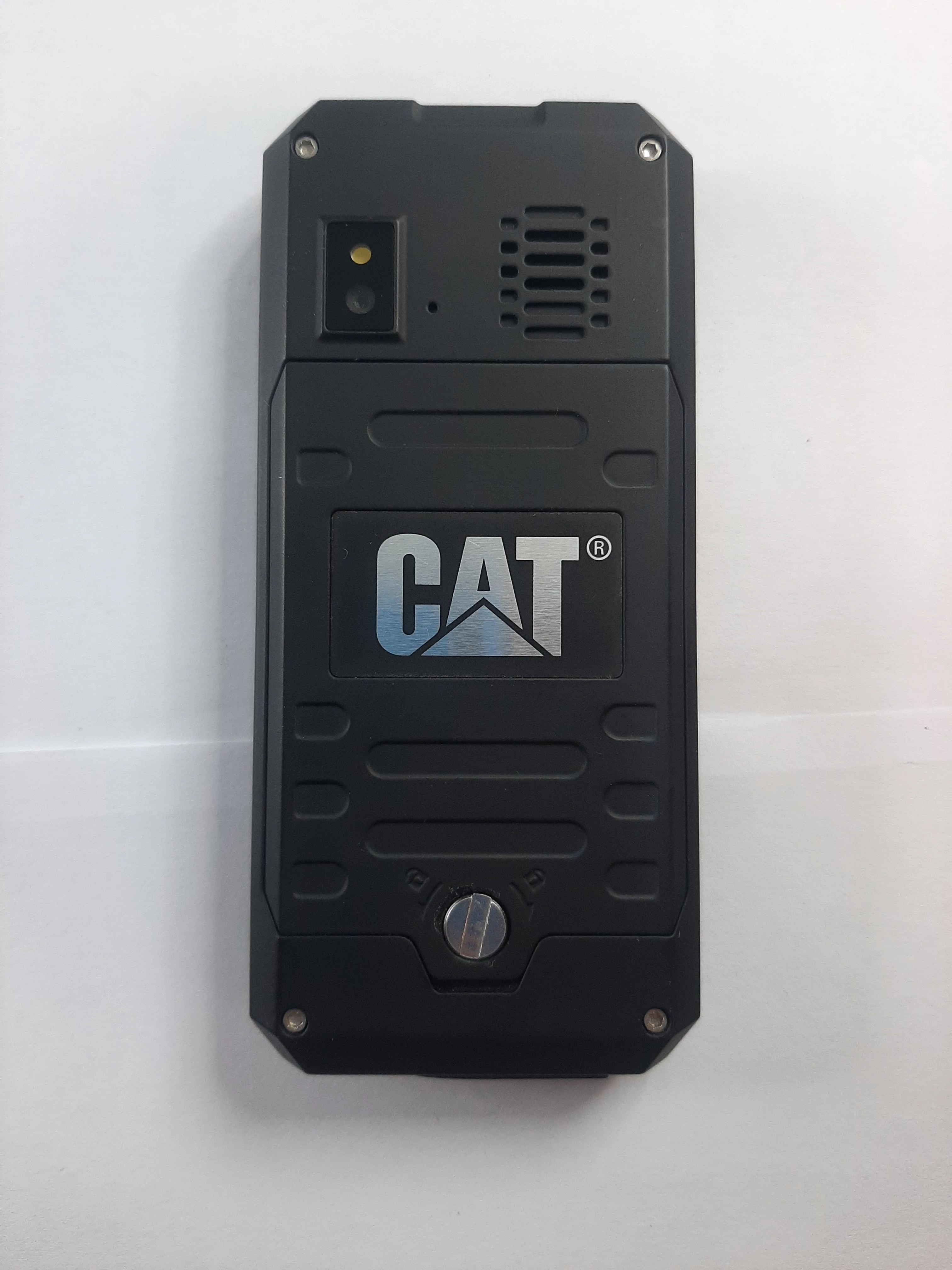 telefon-cat-b30-stan-11323-2