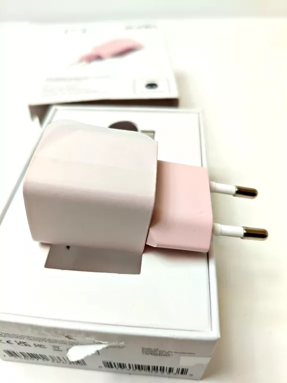 ŁADOWARKA P1 STUDIO 25W USB C