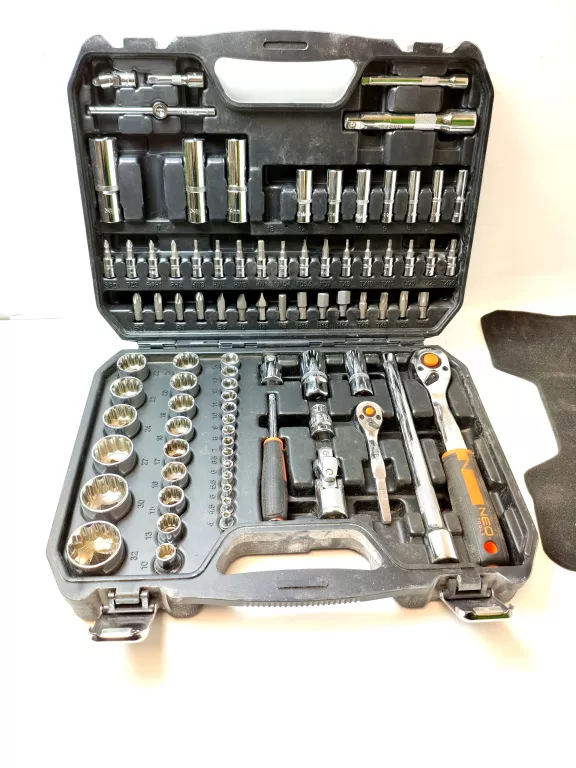 ZESTAW KLUCZY NEO TOOLS 86 PCS BRAKUJE NASADKI 13 I 17
