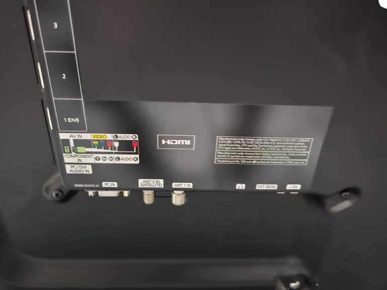 TELEWIZOR SAMSUNG UE46D5720