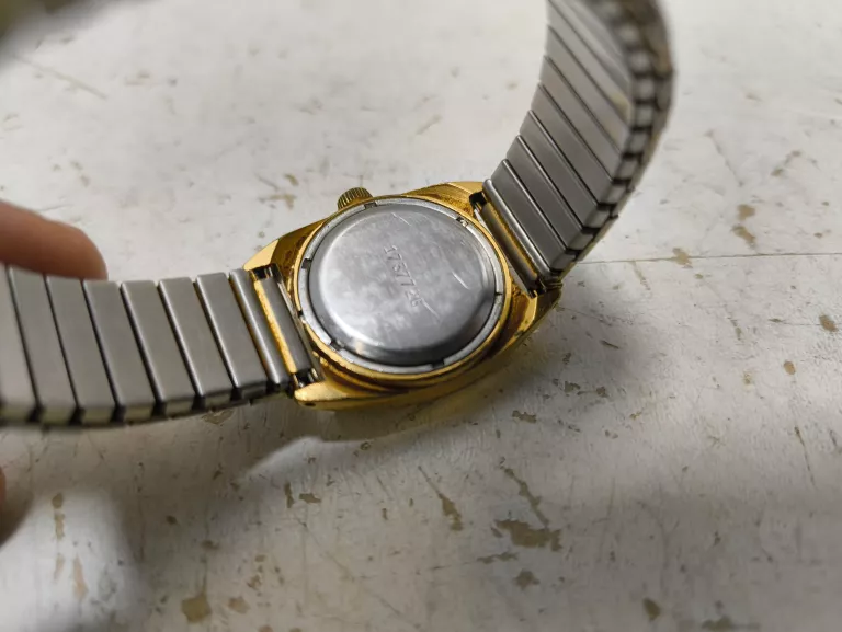 ZEGAREK DAMSKI ZARIA 17 JEWELS POZŁACANY