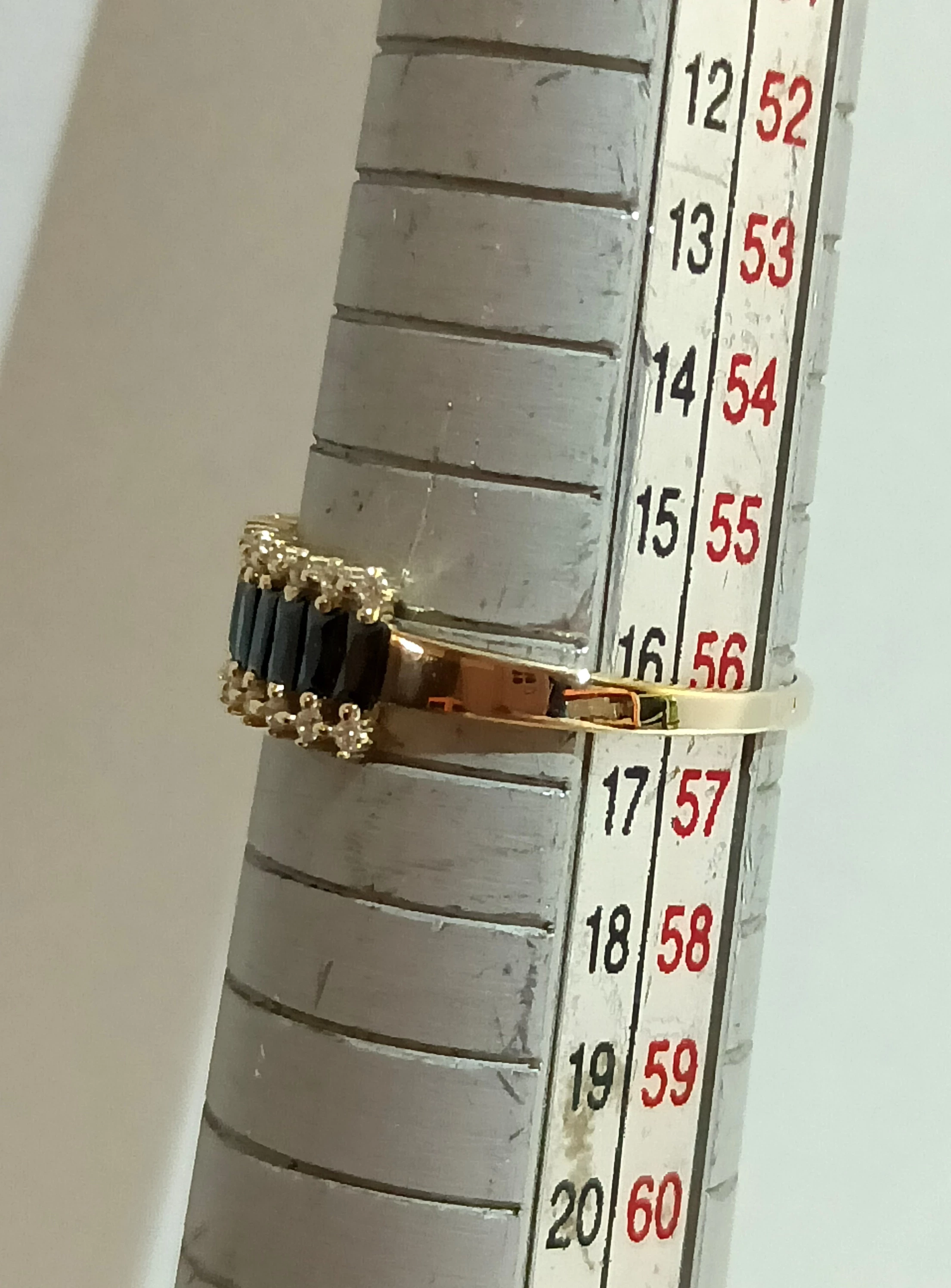 zloty-pierscionek-z-czarnymi-kamieniami-pr585-r16-kamien-17088-128