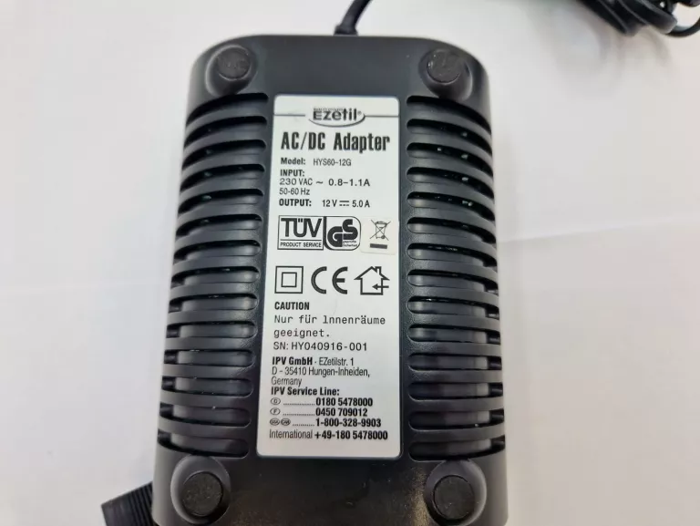 KONWERTER AC NA DC ADAPTER GNIAZDA ZAPALNICZKI NAPIĘCIA 230V NA 12V