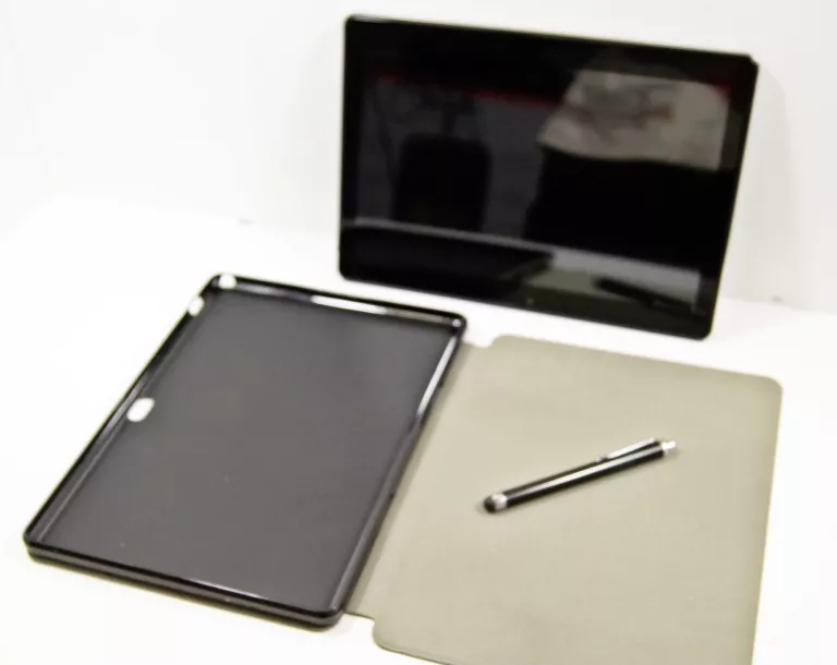 TABLET TOSCIDO T28 10,3" 4 GB / 64 GB + ETUI + RYSIK