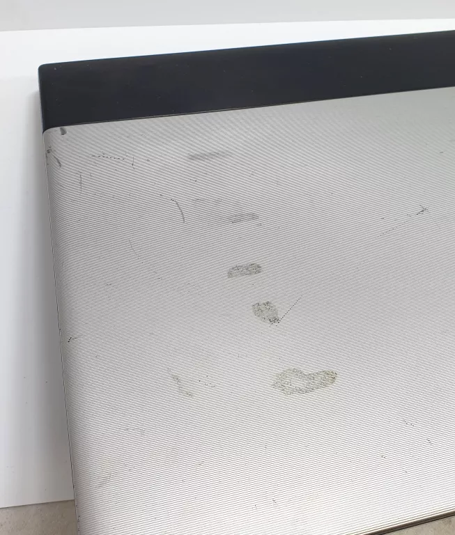 laptop-samsung-305e-np305e7a-6-gb-ram-dysk-120-gb-procesor-amd-rozdzielczosc-px-4474-100