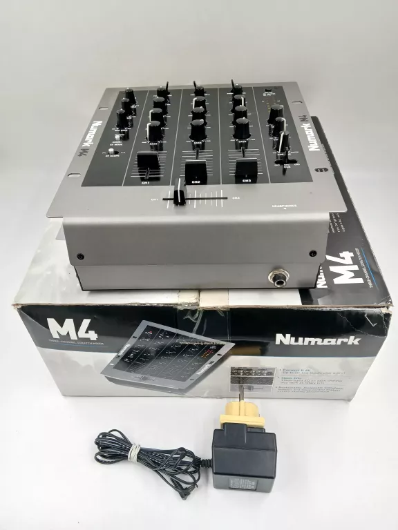 MIKSER NUMARK M4 3 - KANAŁOWY