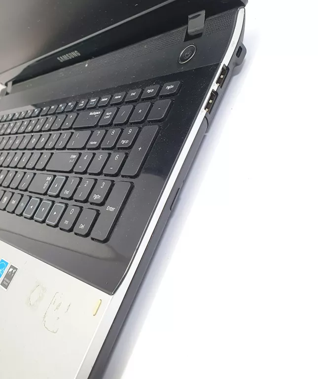 laptop-samsung-305e-np305e7a-6-gb-ram-dysk-120-gb-procesor-amd-stan-11323-2