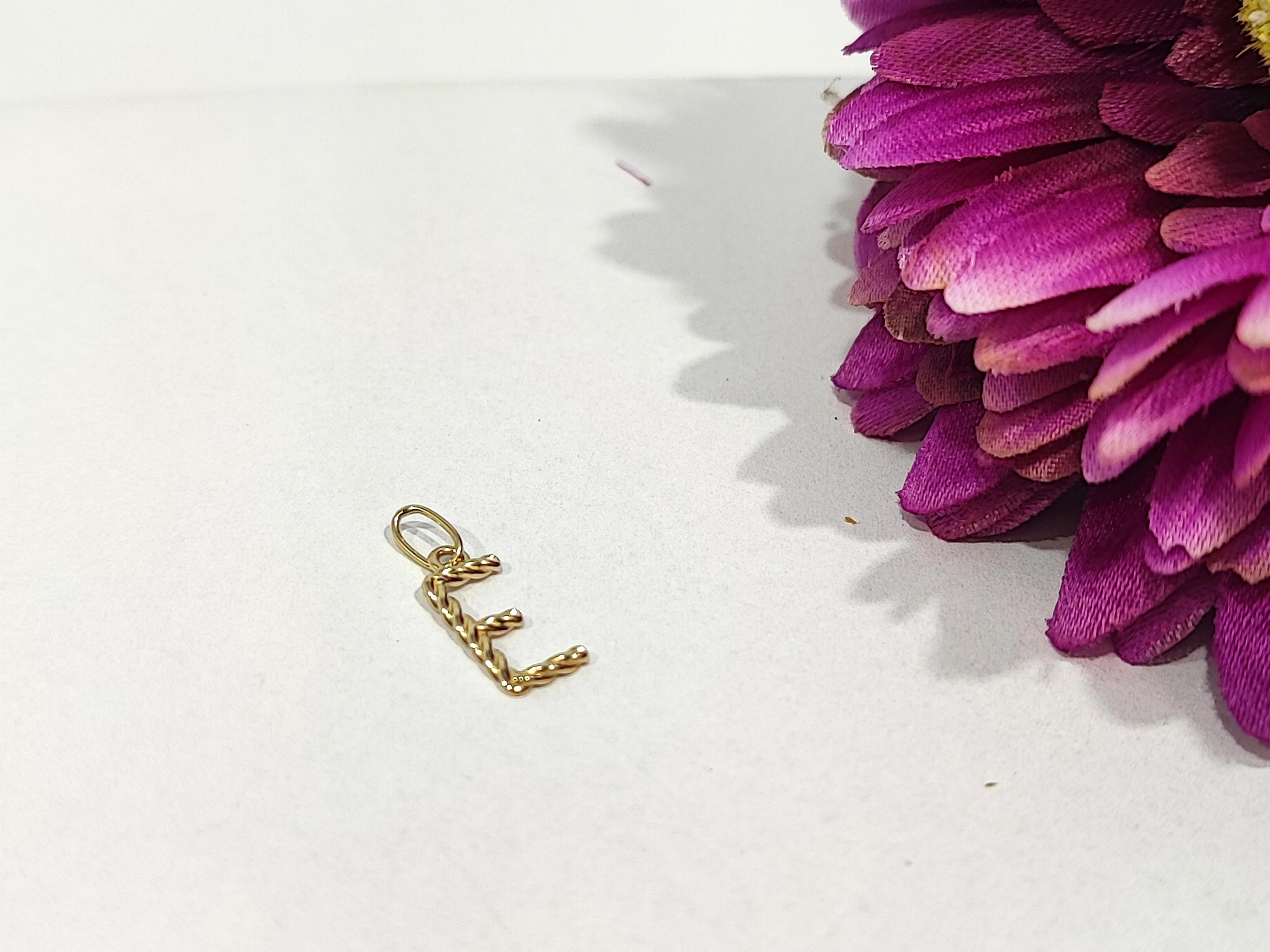 zlota-literka-e-pr585-rodzaj-2205-2