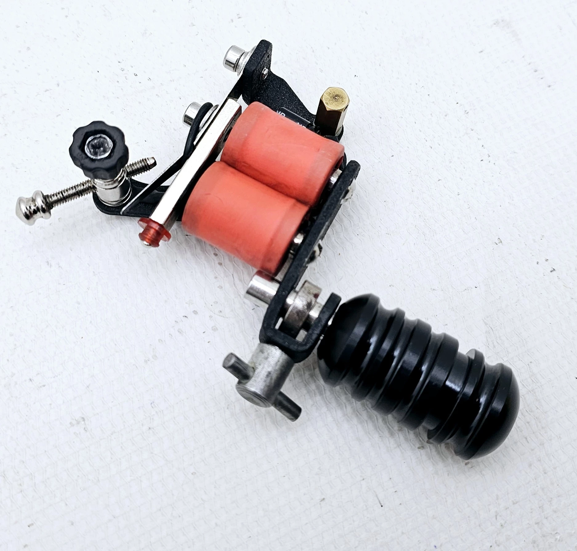 maly-zestaw-do-tatuazu-maszynka-dzioby-igly-stan-11323-2