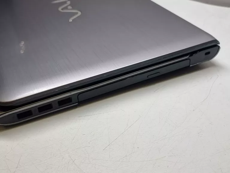 LAPTOP SONY VAIO SVE151D11M + ZASILACZ