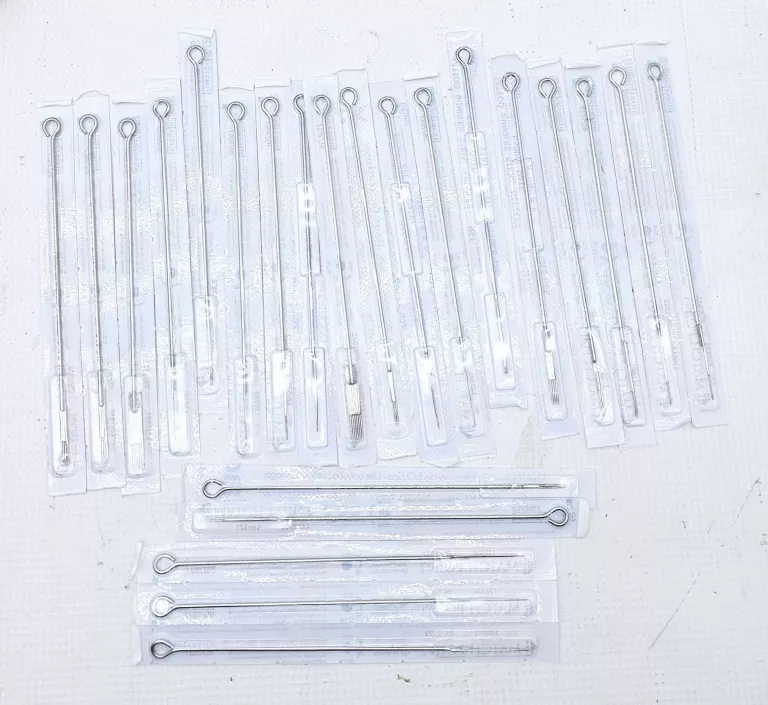 maly-zestaw-do-tatuazu-maszynka-dzioby-igly-ean-gtin-8034052516082