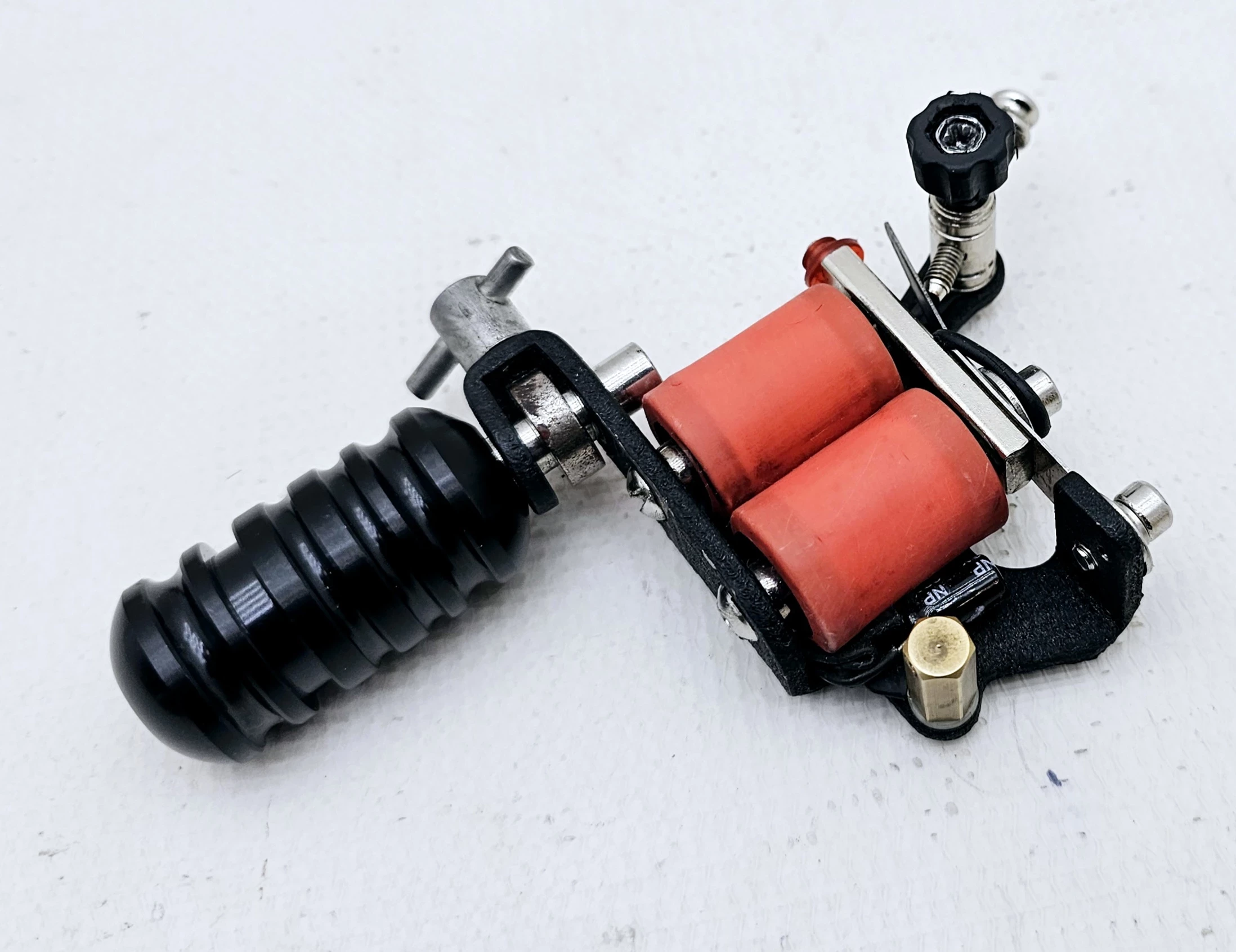 maly-zestaw-do-tatuazu-maszynka-dzioby-igly-marka-248811-958954