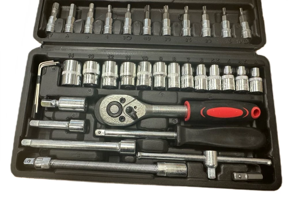 zestaw-narzedzi-46-elementow-klucz-i-nasadki-liczba-elementow-w-zestawie-46
