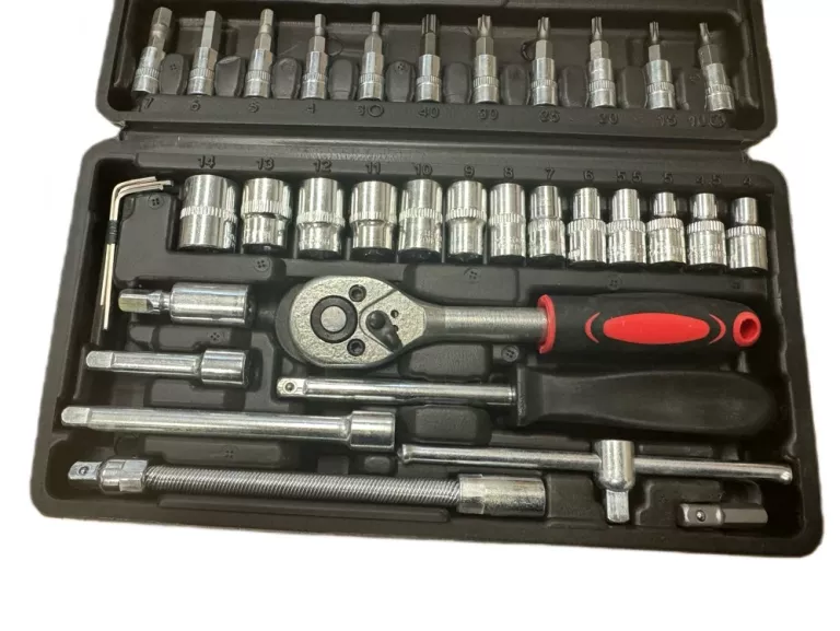 zestaw-narzedzi-46-elementow-klucz-i-nasadki-liczba-elementow-w-zestawie-46