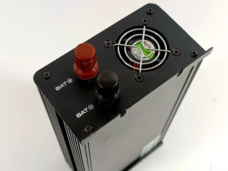 PRZETWORNICA SKYLED 2400W