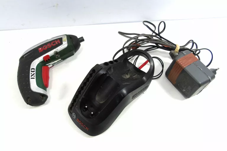 WKRĘTAK AKUMULATOROWY BOSCH IXO 797 + ŁADOWARKA