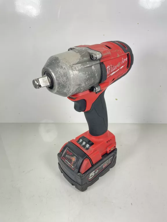 KLUCZ UDAROWY MILWAUKEE M18 FMTIWF12 Z ŁADOWARKĄ
