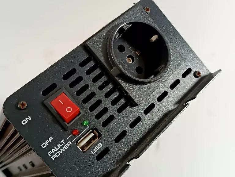PRZETWORNICA SKYLED 2400W