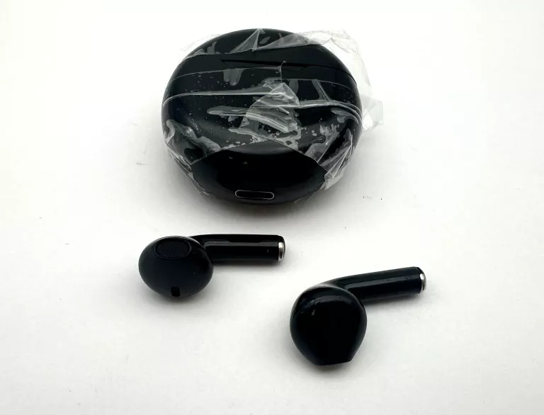 sluchawki-bezprzewodowe-rozne-kolory-legionow-28-torun