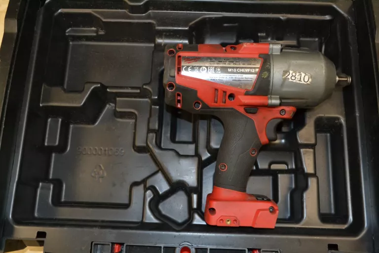 KLUCZ UDAROWY MILWAUKEE M18 CHIWF12 +WALIZKA SUPER STAN