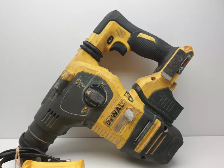 MŁOTOWIERTARKA DEWALT DCH333 SDS PLUS