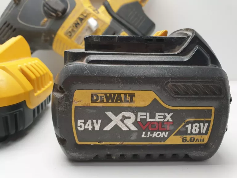 MŁOTOWIERTARKA DEWALT DCH333 SDS PLUS