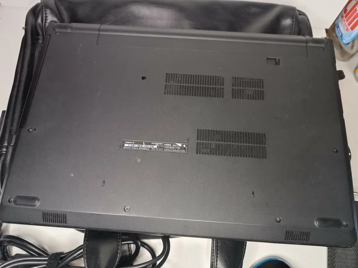 laptop-dell-inspiron-15-8gb256gb-zasilacz-myszka-torba-stan-11323-2