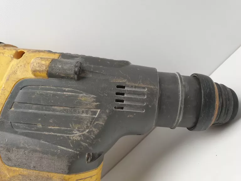 MŁOTOWIERTARKA DEWALT DCH333 SDS PLUS