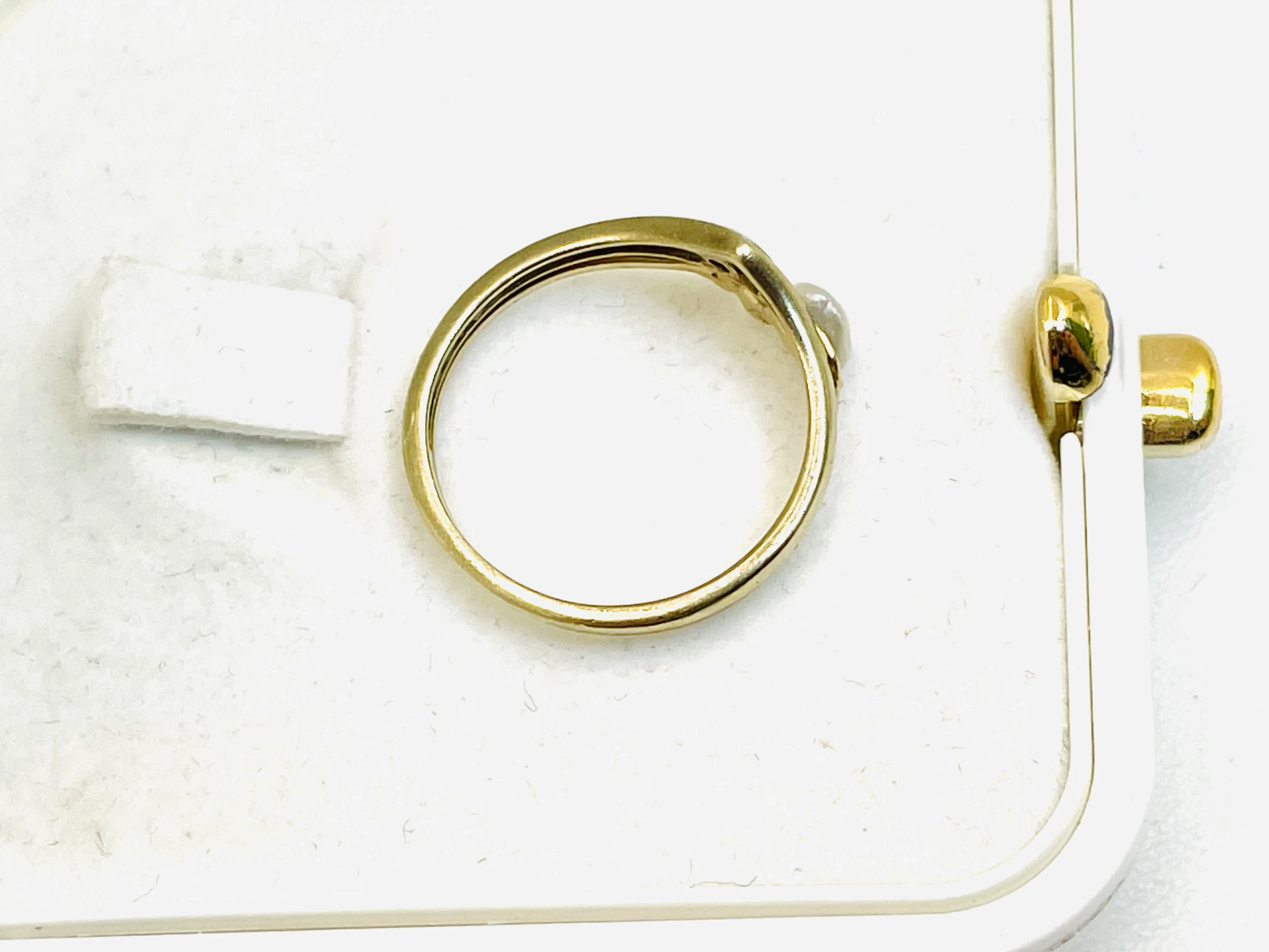 drobniutki-zloty-pierscionek-p585-r9-150-g-material-15835-2