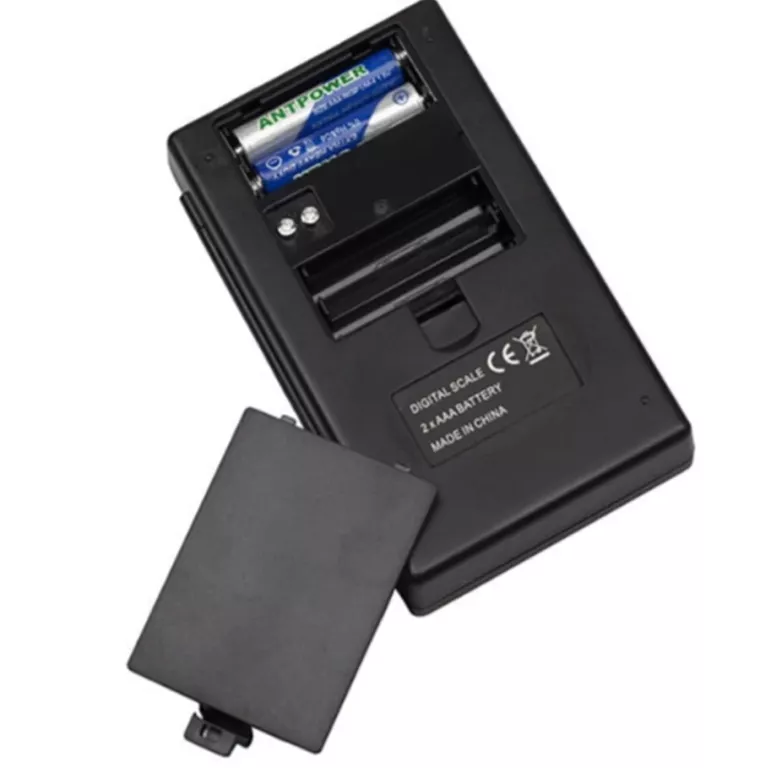 ELEKTRONICZNA WAGA JUBILERSKA W-004 0,01G