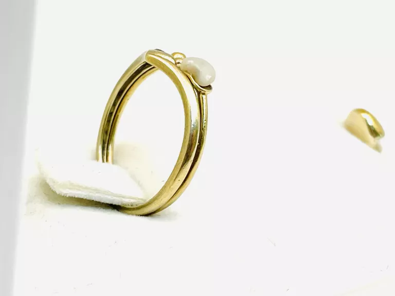 drobniutki-zloty-pierscionek-p585-r9-150-g-rodzaj-2205-16