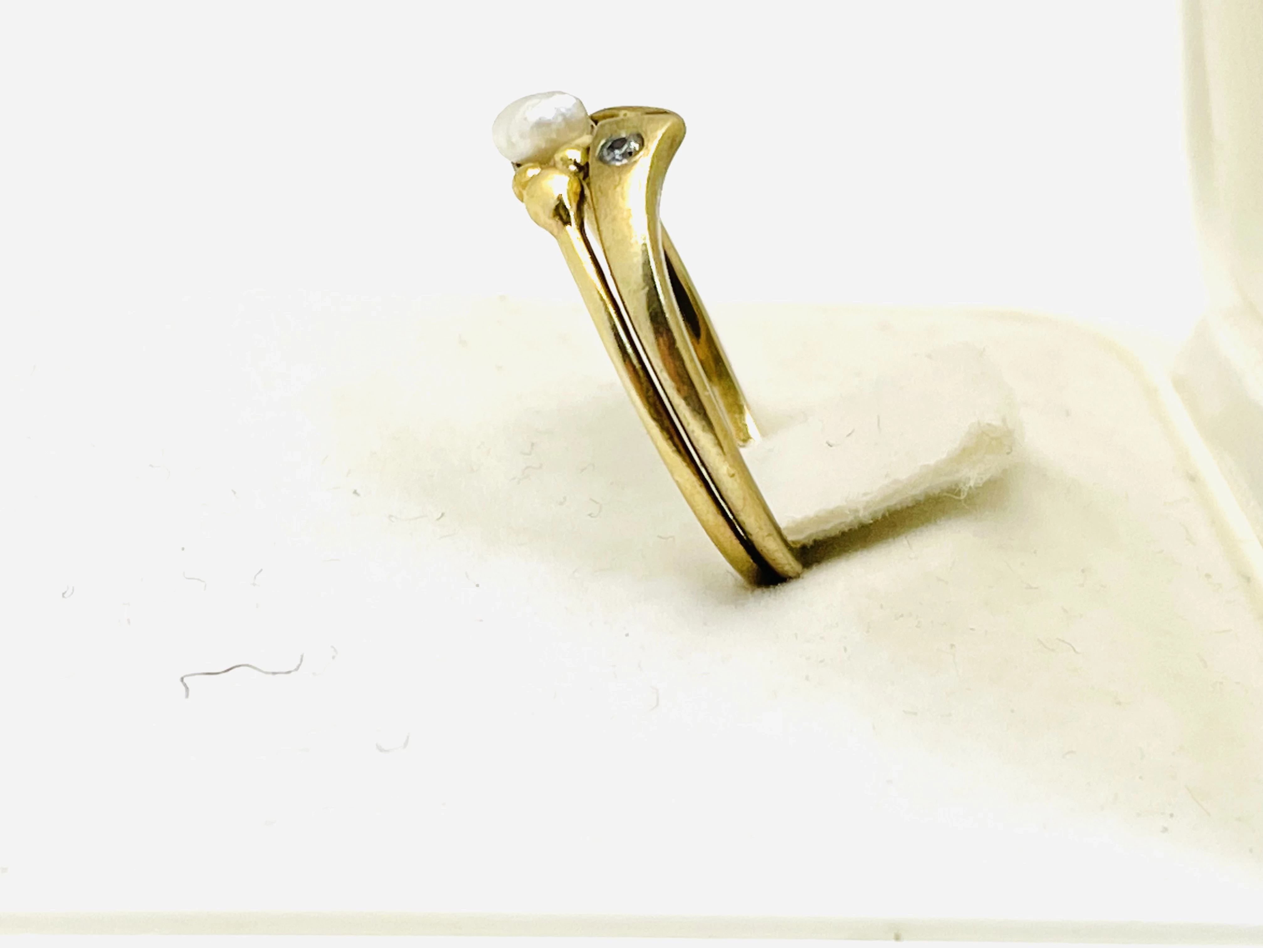 drobniutki-zloty-pierscionek-p585-r9-150-g-stan-11323-2