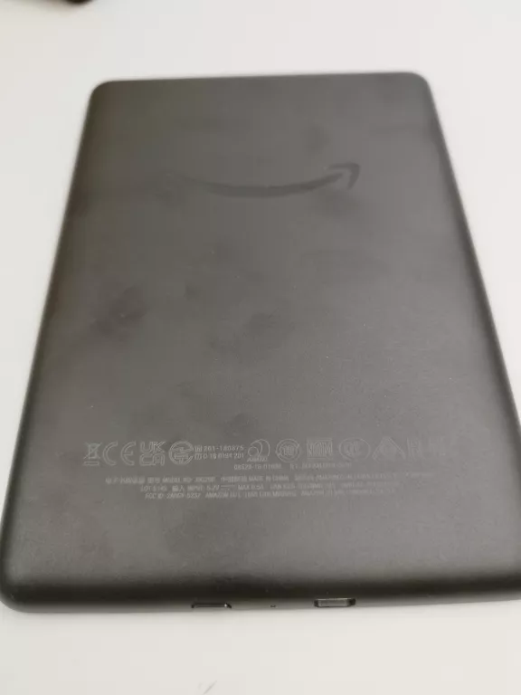 KINDLE TOUCH 10 4GB + ETUI