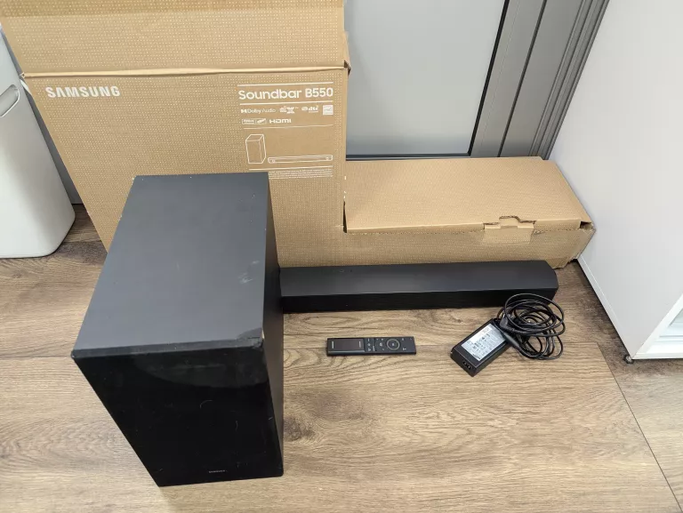 SOUNDBAR SAMSUNG HW-B550