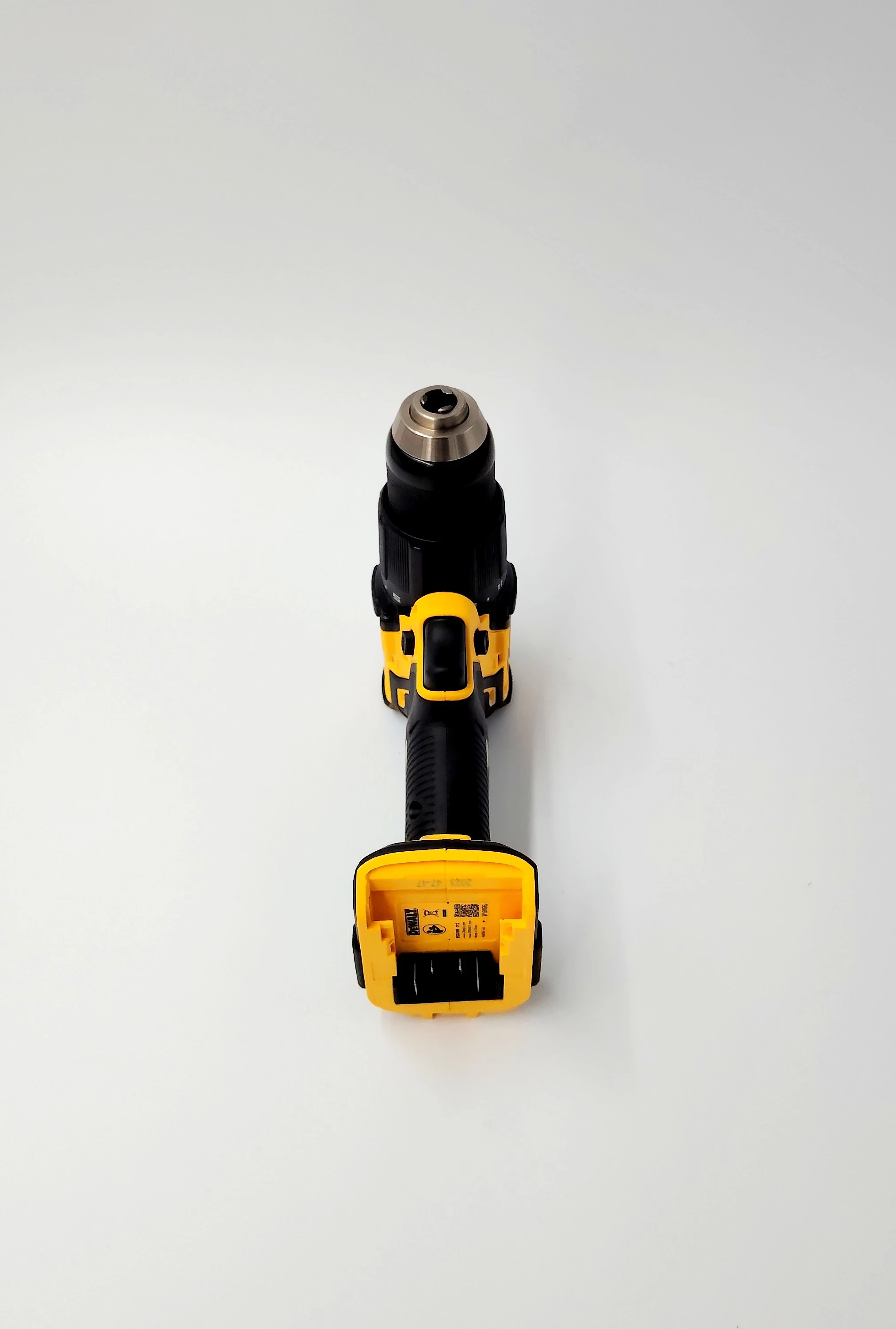 2-biegowa-wiertarko-wkretarka-udarowa-dewalt-dcd709n-kod-producenta-dcd709n-xj