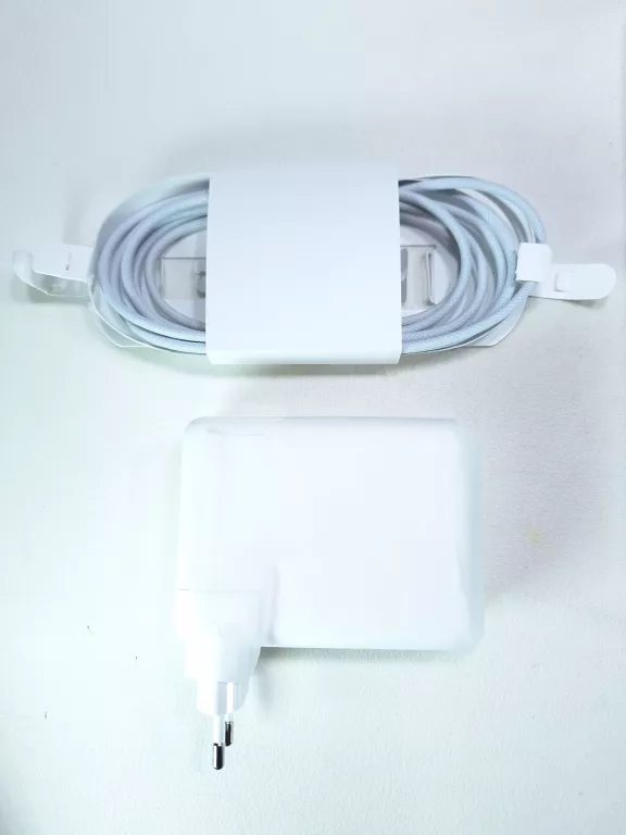 LAPTOP APPLE MACBOOK PRO 2021 16,2" M1 PRO 16GBRAM KOMPLET + DOKUMENTY