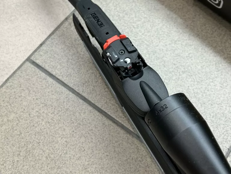 WIATRÓWKA GAMO VIPER PRO 10X IGT GEN3I 4,5 MM Z LUNETĄ 4X32WR