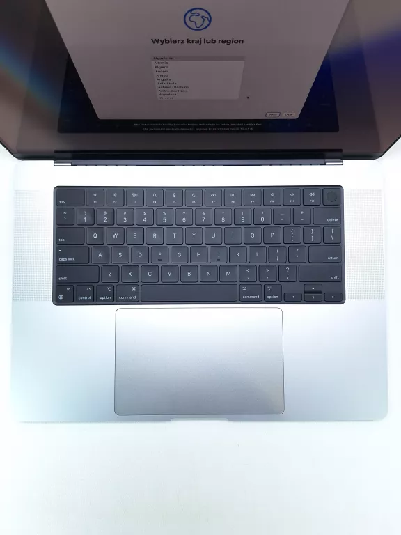 LAPTOP APPLE MACBOOK PRO 2021 16,2" M1 PRO 16GBRAM KOMPLET + DOKUMENTY