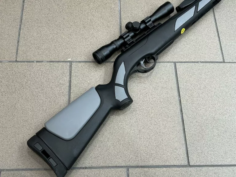 WIATRÓWKA GAMO VIPER PRO 10X IGT GEN3I 4,5 MM Z LUNETĄ 4X32WR