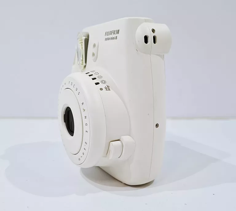 APARAT FUJIFILM INSTAX MINI 8 BIAŁY