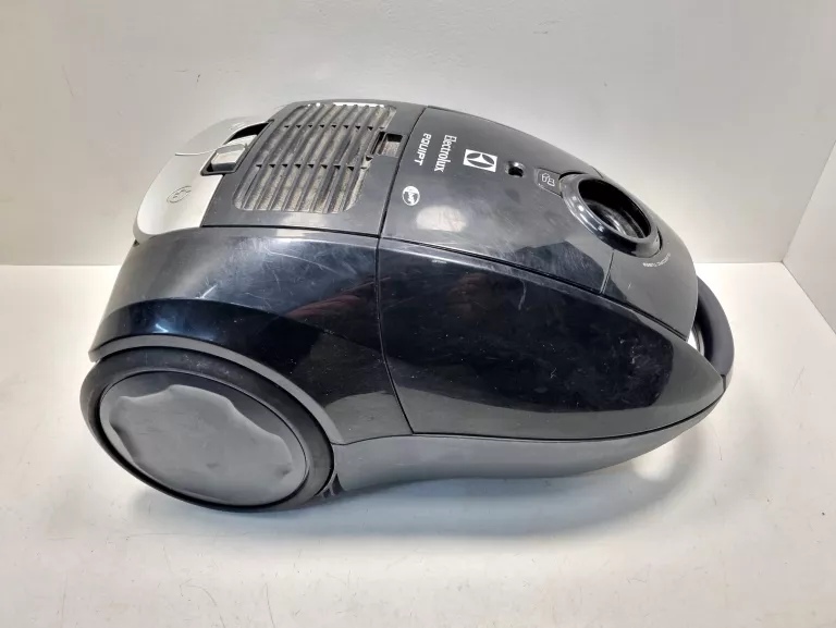 ODKURZACZ ELECTROLUX EQUIPT EEQ16