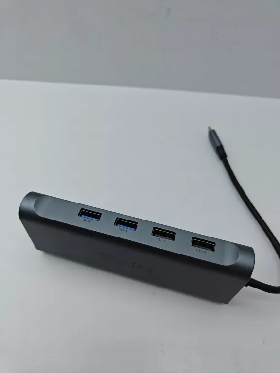 ADAPTER WIELOPORTOWY ISY IAD-1026 7W1 USB-C
