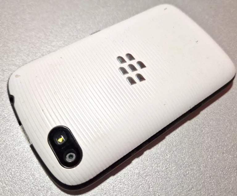 TELEFON BLACKBERRY 9720