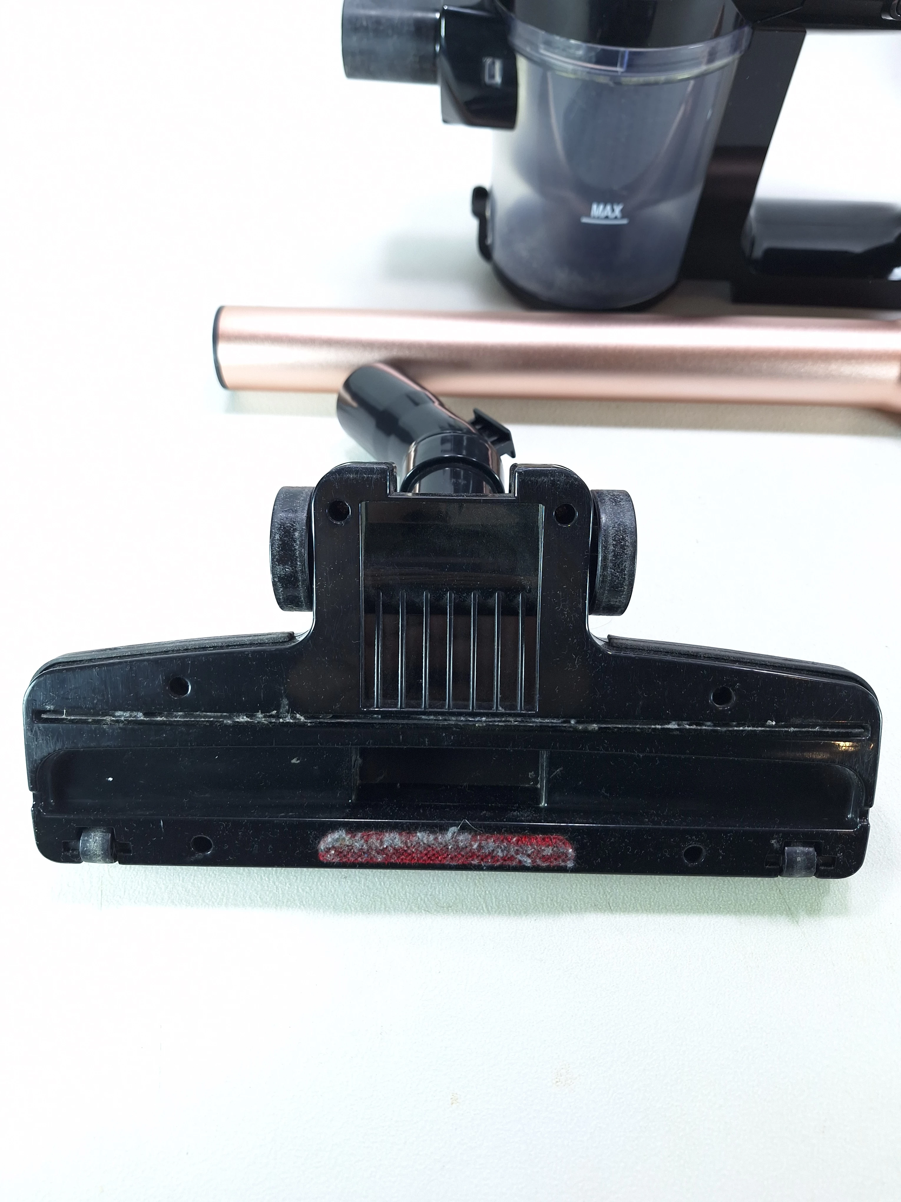 odkurzacz-pionowy-przewodowy-tower-cp10-w-pudelku-kolor-dominujacy-129357-11