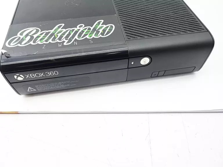 KONSOLA MICROSOFT XBOX 360 E MODEL:1538