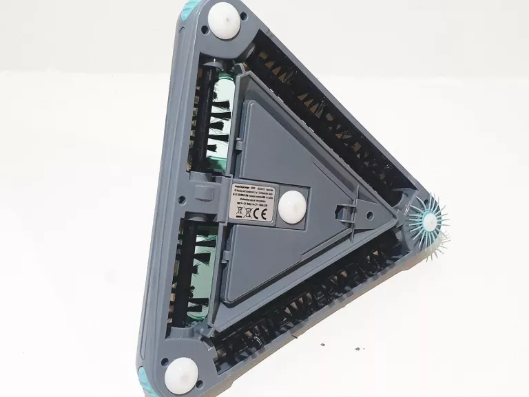 AKUMULATOROWA SZCZOTKA LIVINGTON DEEPER SWEEPER KOMPLET