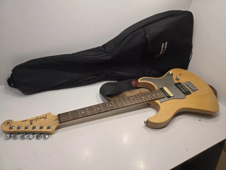 gitara-elektryczna-yamaha-pacifica-120h-stan-11323-2