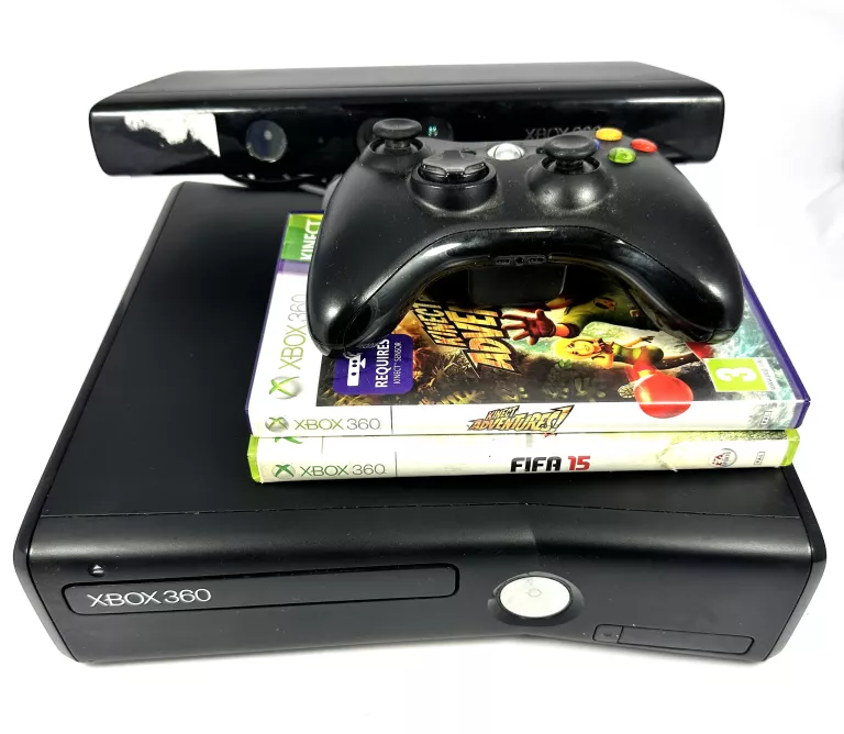 KONSOLA XBOX 360 4GB+GRY+PAD+KINECT