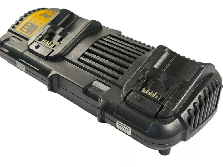 ŁADOWARKA DWUPORTOWA DEWALT DCB132
